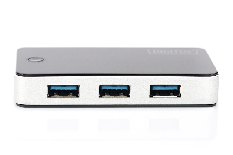 HUB 4 PORTE USB 3.0 CON ALIMENTATORE COLORE NERO