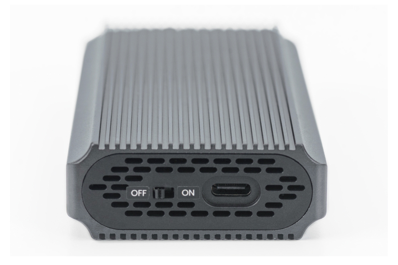 DIGITUS Alloggiamento per disco rigido USB M.2, SSD, esterno, NVMe, 40Gbps, USB 4.0, alluminio, senza attrezzi