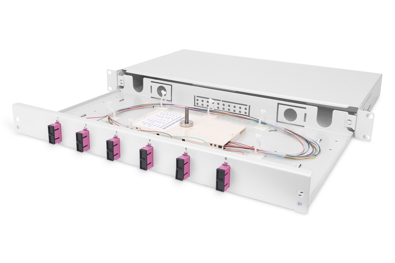 Scatola di giunzione per fibre ottiche, assemblata, SC, OM4