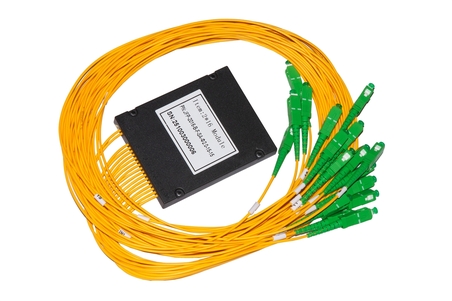 BOX PLC SPLITTER CON CONNETTORI SC APC 2 IN E 16 OUT MT 1.5