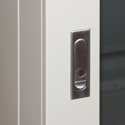 MULTIPRESA DA RACK 19" CON 6 PRESE UNIVERSALI + 3 PRESE C13 CON INTERRUTTORE SPINA ITALIANA 16A