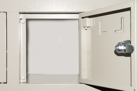 BOX 40 ALLOGGIAMENTI IN METALLO CON CHIAVE MISURE CM 145.5X23X90