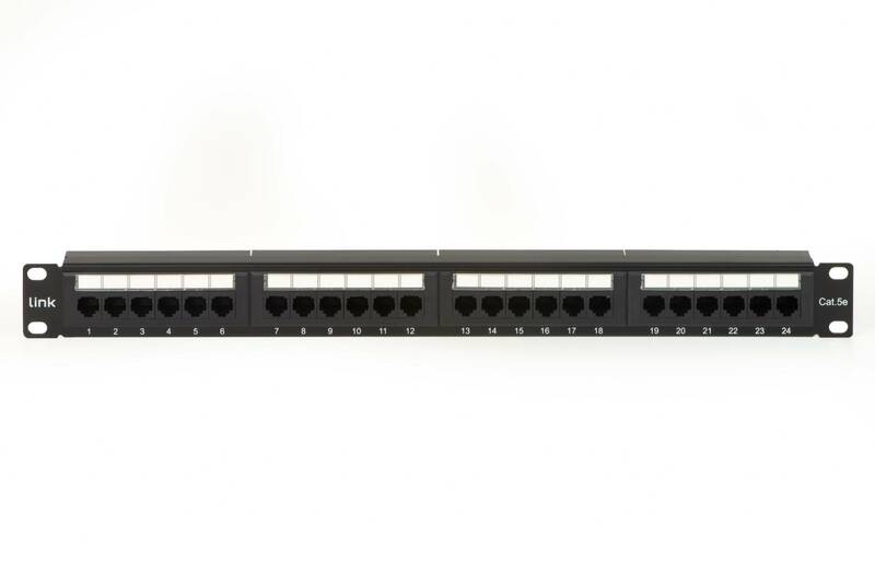 PANNELLO PATCH 19" NON SCHERMATO UTP 24 PORTE 8 POLI RJ45 PER RETI CATEGORIA 5E NERO