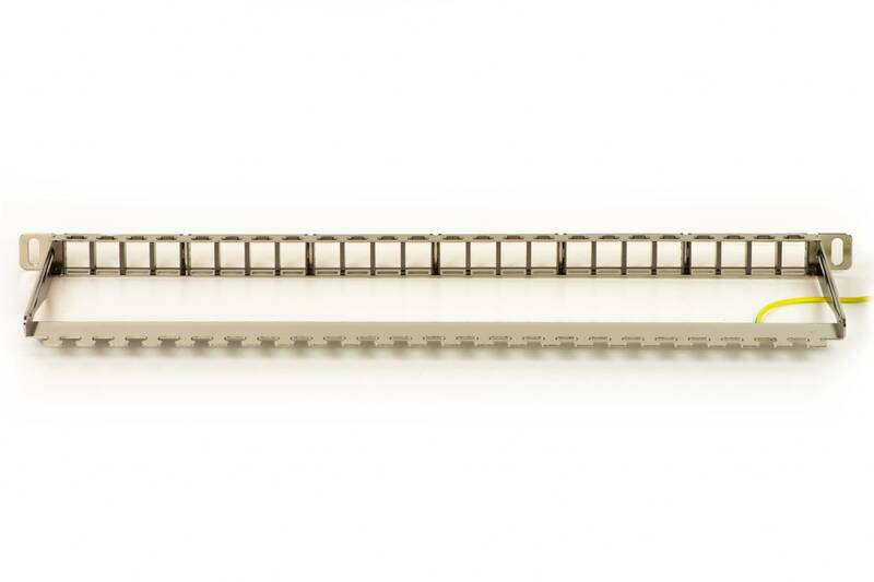 PANNELLO PATCH VUOTO IN METALLO CON BARRA SUPPORTO POSTERIORE 1/2 UNITA' PER CONNETTORI SCHERMATI CON PRESA A TERRA VITI INCLUSE