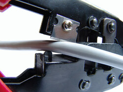 PINZA IN METALLO PER CRIMPARE CONNETTORI TELEFONICI MODULARI RJ12 6 POLI E 8 POLI RJ45